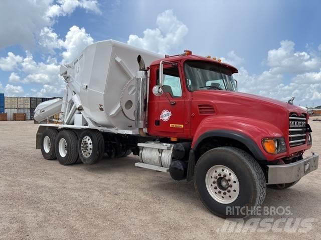 Mack CV713 Diger kamyonlar