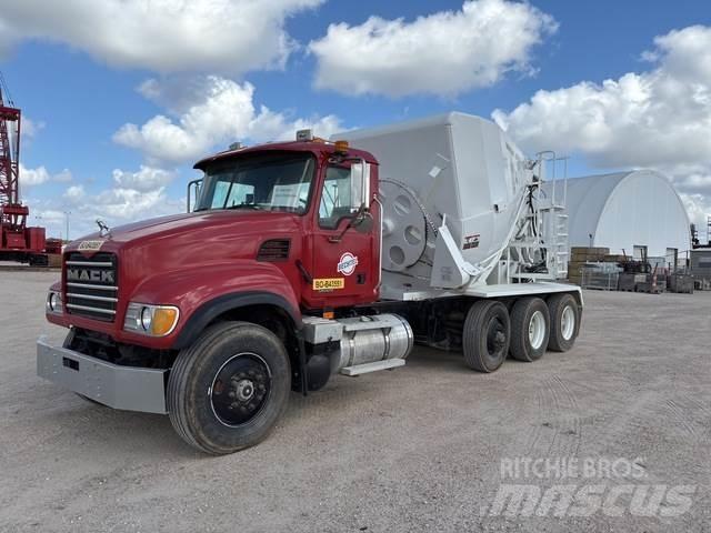 Mack CV713 Diger kamyonlar