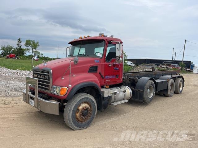 Mack CV713 Hidroliftli kamyonlar