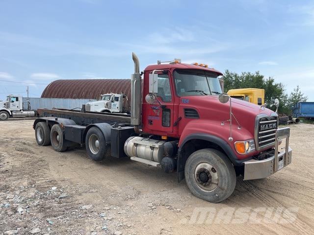 Mack CV713 Hidroliftli kamyonlar