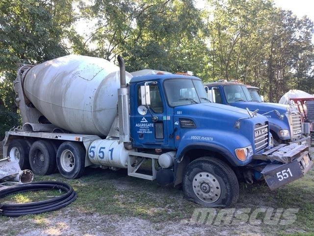 Mack CV713 Damperli kamyonlar