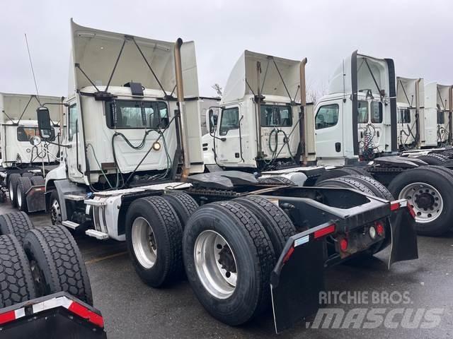 Mack CXU613 Çekiciler