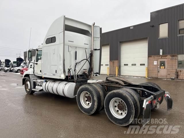 Mack CXU613 Çekiciler