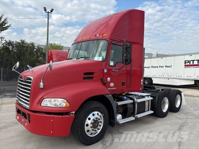 Mack CXU613 Çekiciler