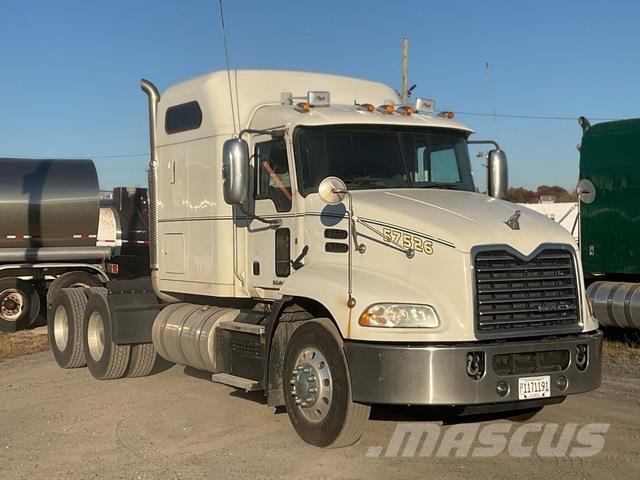 Mack CXU613 Çekiciler