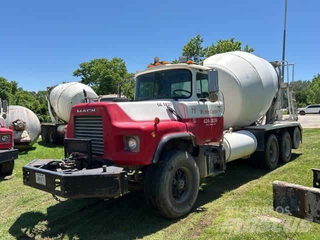 Mack DM600GK Diger kamyonlar