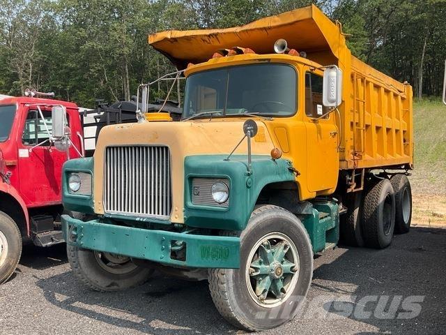 Mack DM686SX Damperli kamyonlar