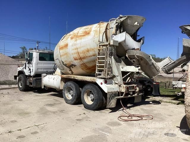 Mack DM690S Diger kamyonlar