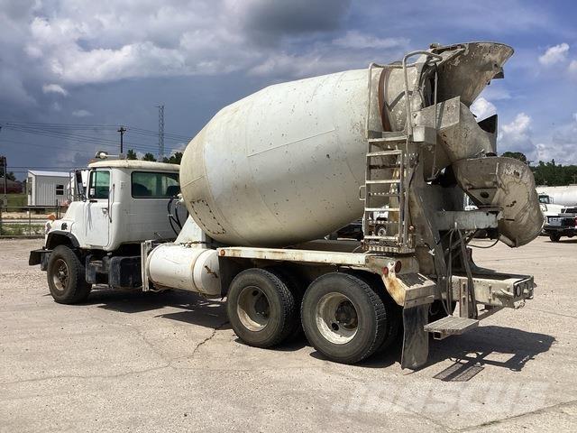 Mack DM690S Diger kamyonlar