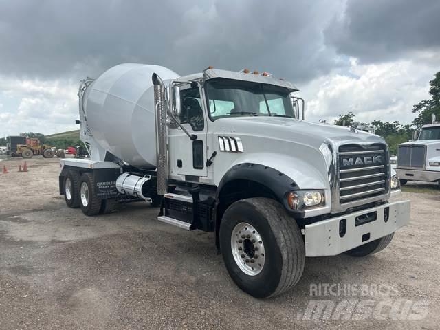 Mack GR64F Diger kamyonlar