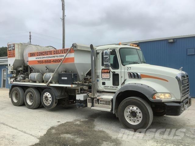 Mack Granite Transmikserler