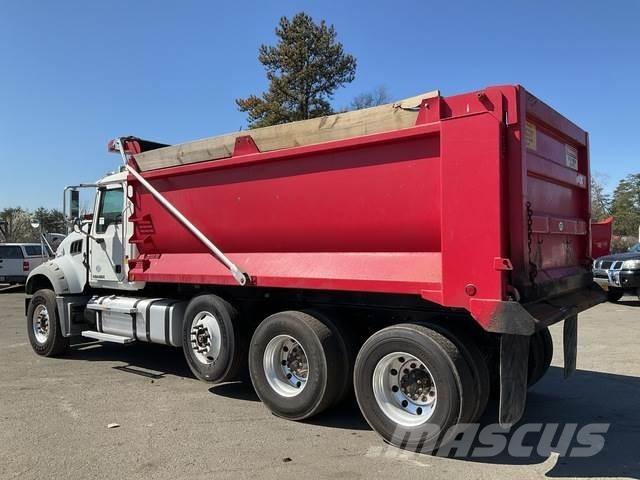 Mack GU713 Damperli kamyonlar