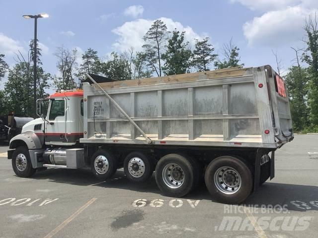 Mack GU713 Damperli kamyonlar