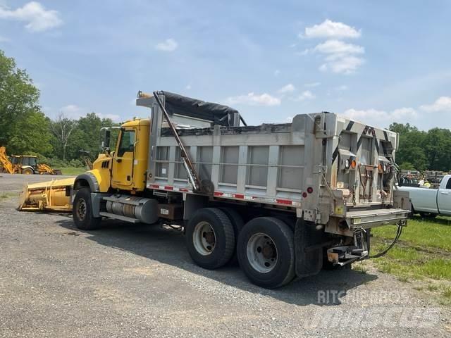 Mack GU713 Kar küreme biçaklari