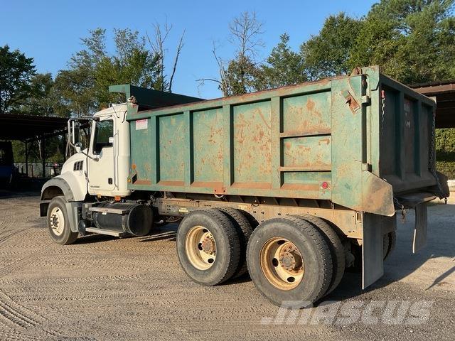 Mack GU713 Damperli kamyonlar