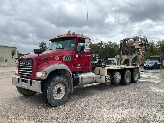 Mack GU713 Diger kamyonlar