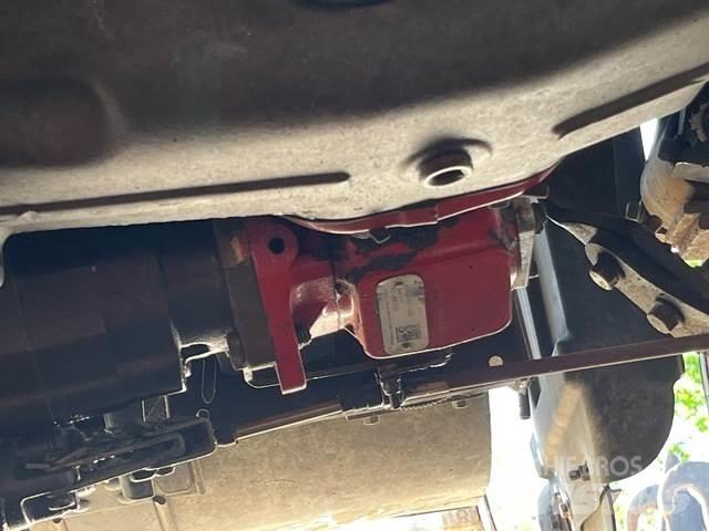 Mack GU813 Damperli kamyonlar