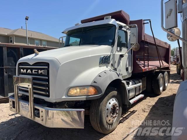 Mack GU813 Damperli kamyonlar
