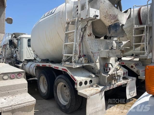 Mack GU813 Diger kamyonlar
