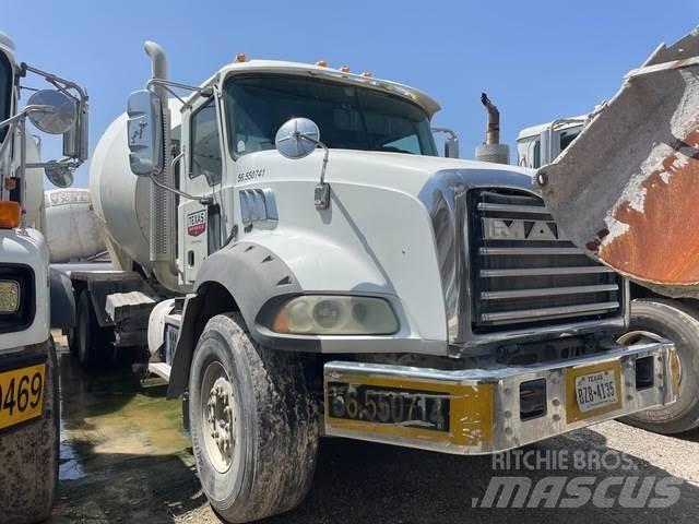 Mack GU813 Diger kamyonlar