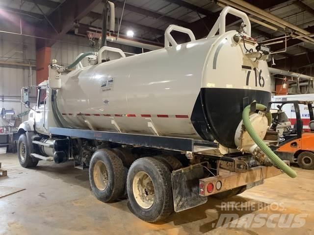 Mack GU813 Tankerli kamyonlar