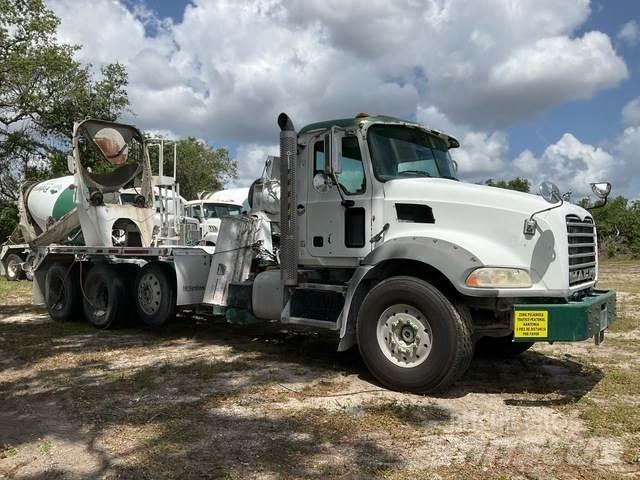 Mack GU813 Diger kamyonlar