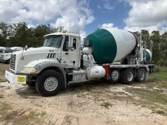Mack GU813 Diger kamyonlar