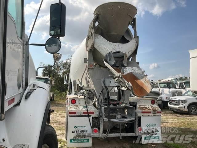 Mack GU813 Diger kamyonlar