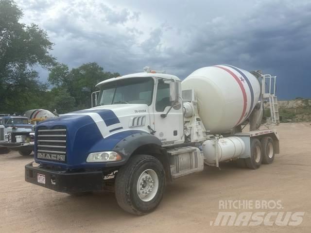 Mack GU813 Diger kamyonlar