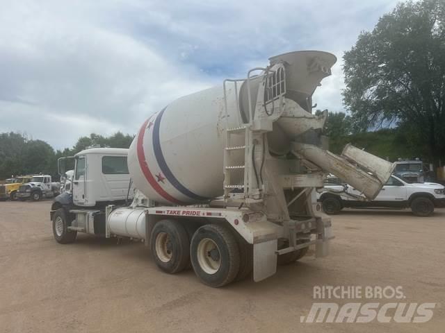 Mack GU813 Diger kamyonlar