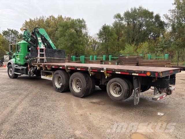 Mack GU813 Diger kamyonlar