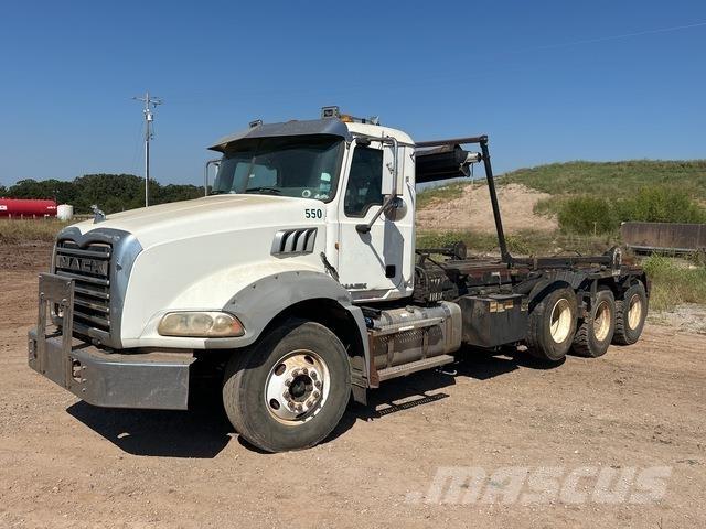 Mack GU813 Hidroliftli kamyonlar