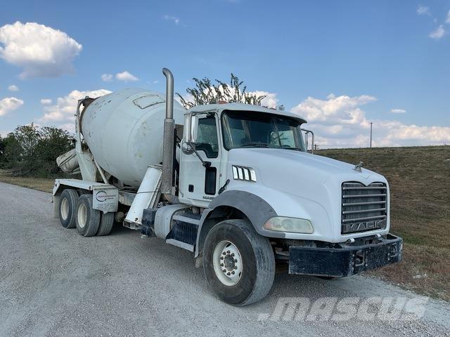 Mack GU813 Diger kamyonlar