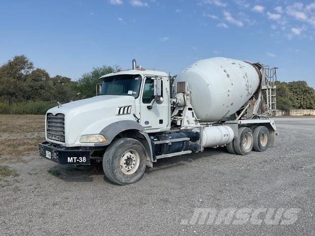 Mack GU813 Diger kamyonlar