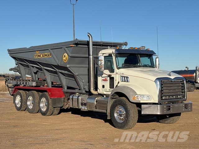 Mack GU814 Beton kesiciler