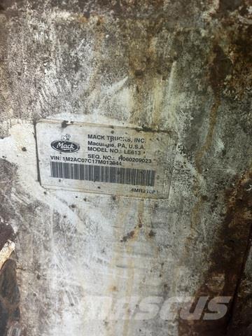 Mack LE613 Atik kamyonlari