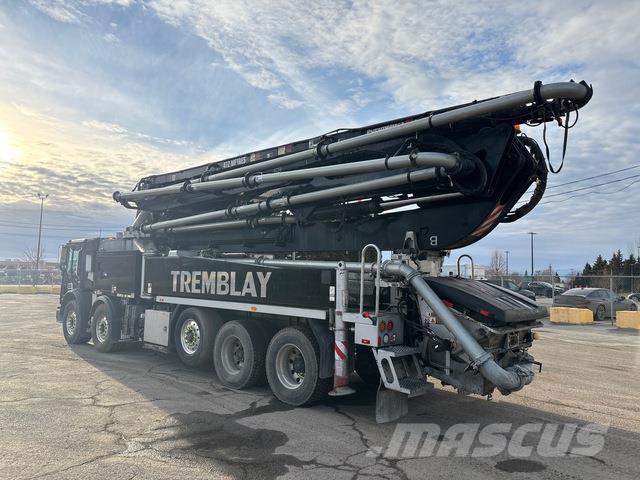 Mack MRU613 Beton pompaları