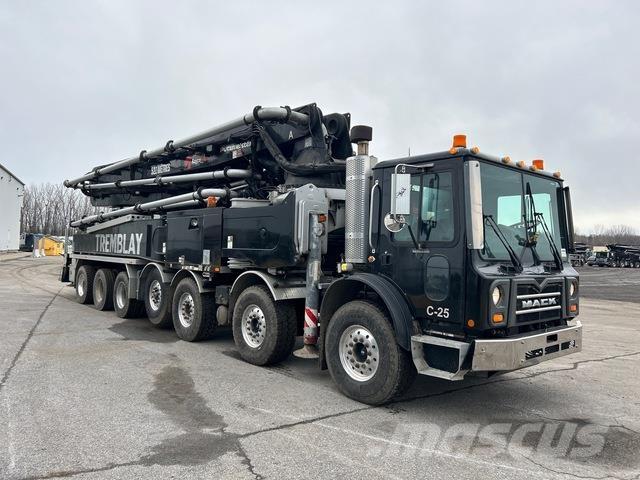 Mack MRU613 Beton pompaları