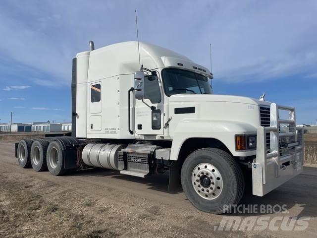 Mack PI86T Çekiciler