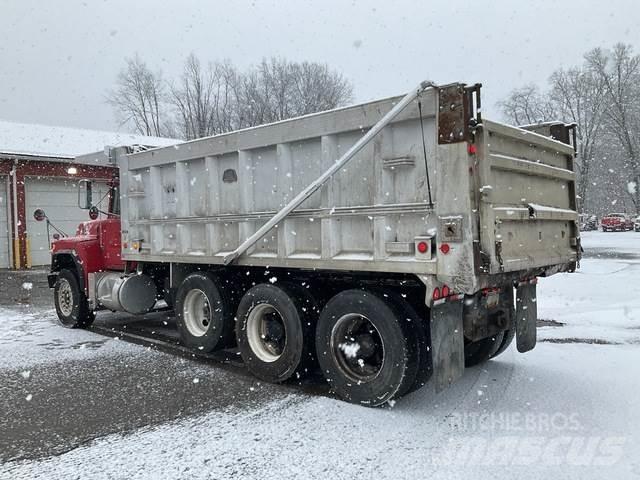 Mack RB688S Damperli kamyonlar