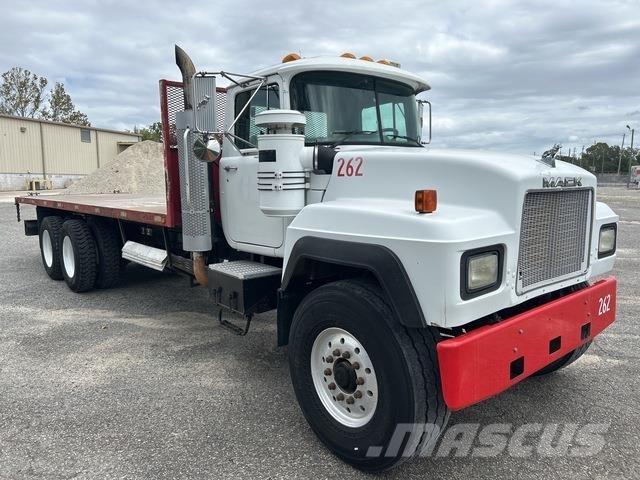 Mack RD690S Flatbed kamyonlar