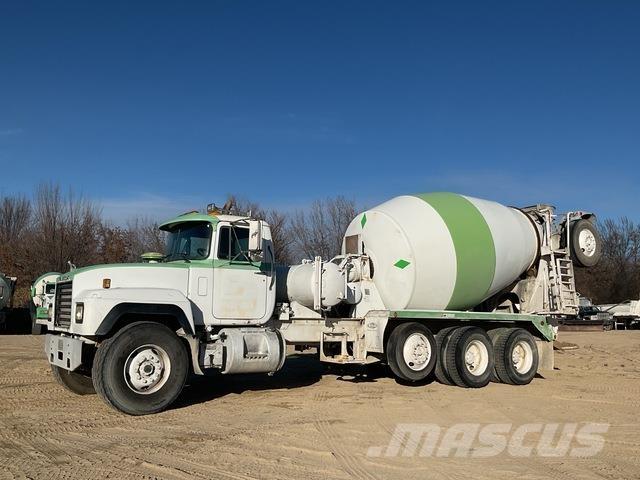 Mack RD690S Diger kamyonlar