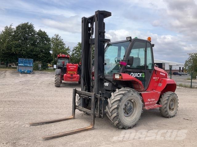 Manitou M30-4 Arazi tipi forklift