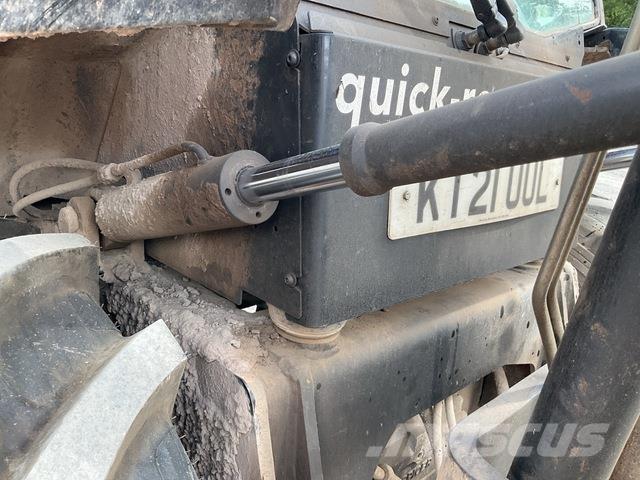 Manitou M30-4 Arazi tipi forklift