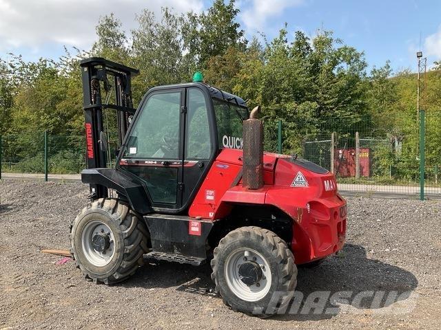 Manitou M30-4 Arazi tipi forklift