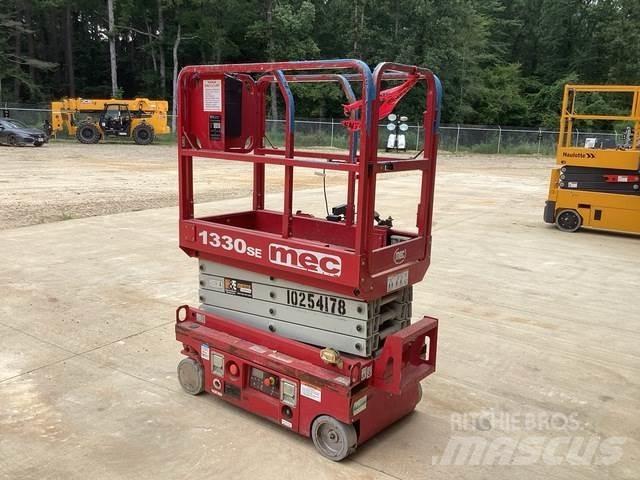 MEC 1330SE Makasli platformlar