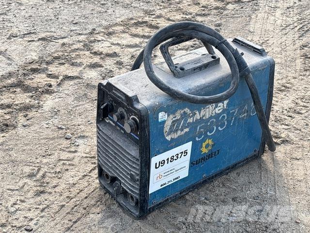 Miller CST-280 Kaynak makineleri