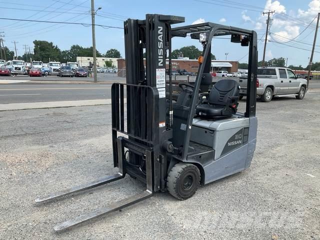 Nissan 1N1L15Y Elektrikli forkliftler