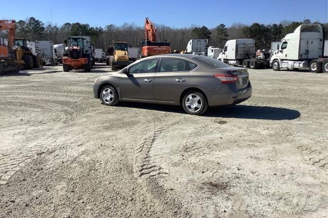 Nissan Sentra Otomobiller