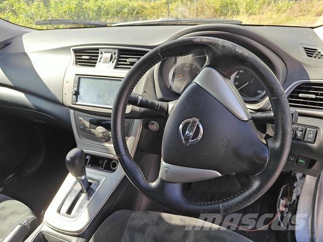 Nissan SYLPHY Otomobiller